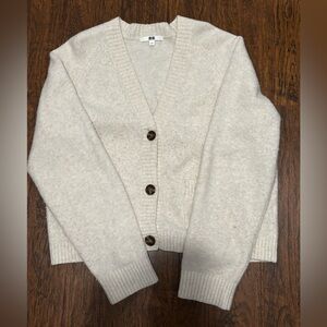 Uniqlo Souffle Yarn Short Cardigan